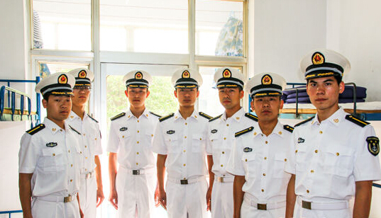 大学生参军后考军校的体检标准是什么?是不是